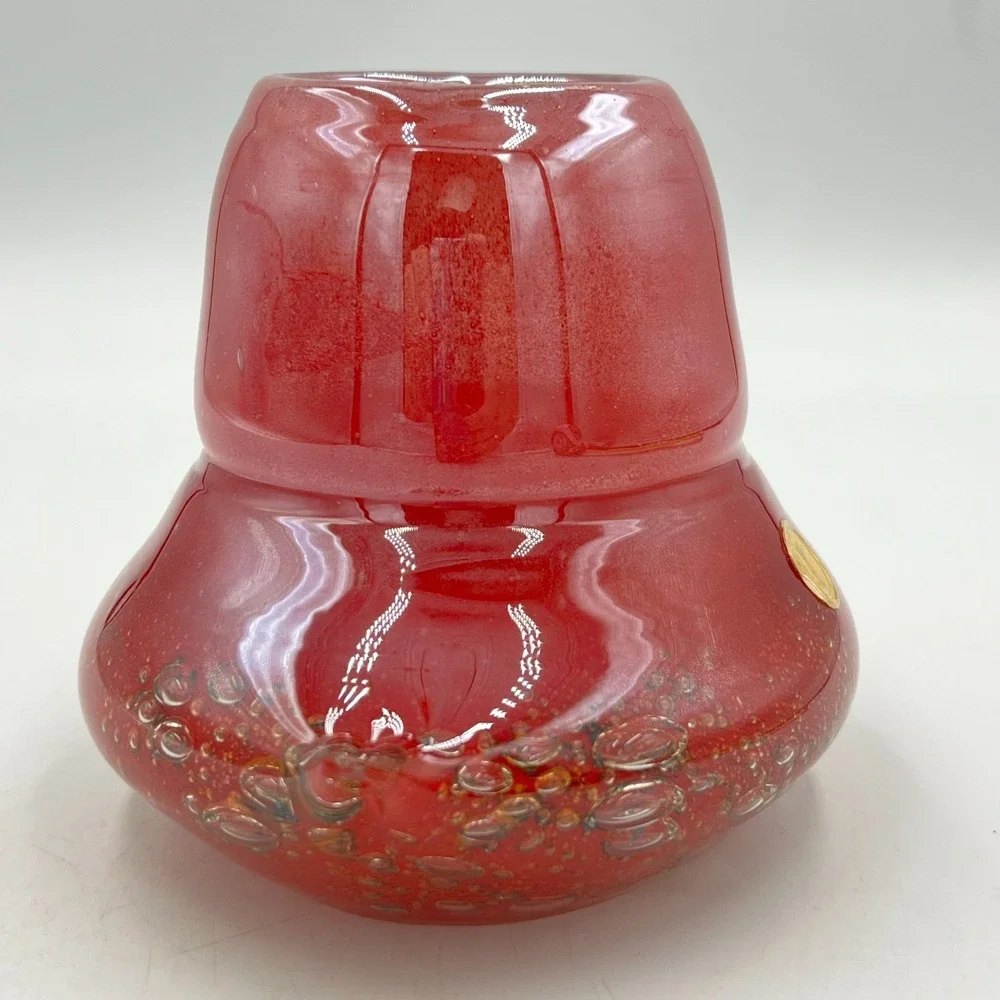 Vintage Pier 1 Hand Blown Art Glass Vase Red Controlled‎ Bubble Romania 5.25